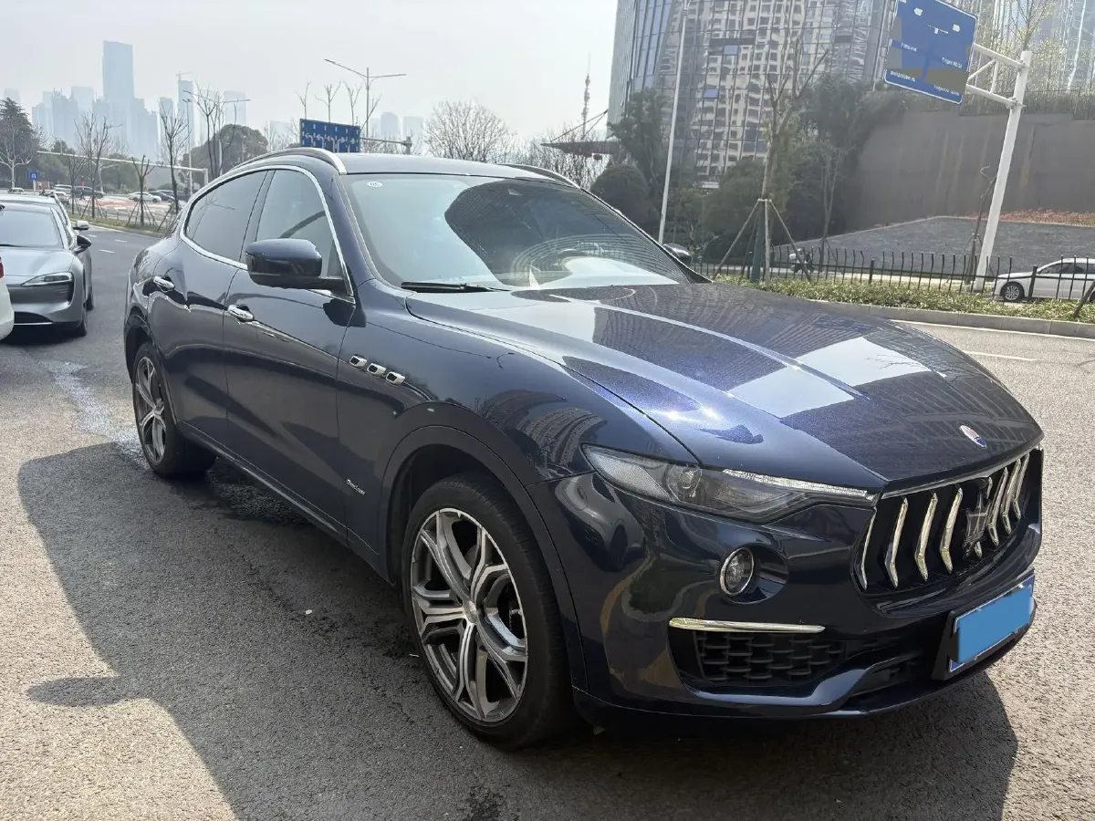 2019 Maserati Levante 3.0T 350HP V6 8AT,autocango,china used car exporter,china ev exporter,chinese used car exporter,chinese used ev exporter
