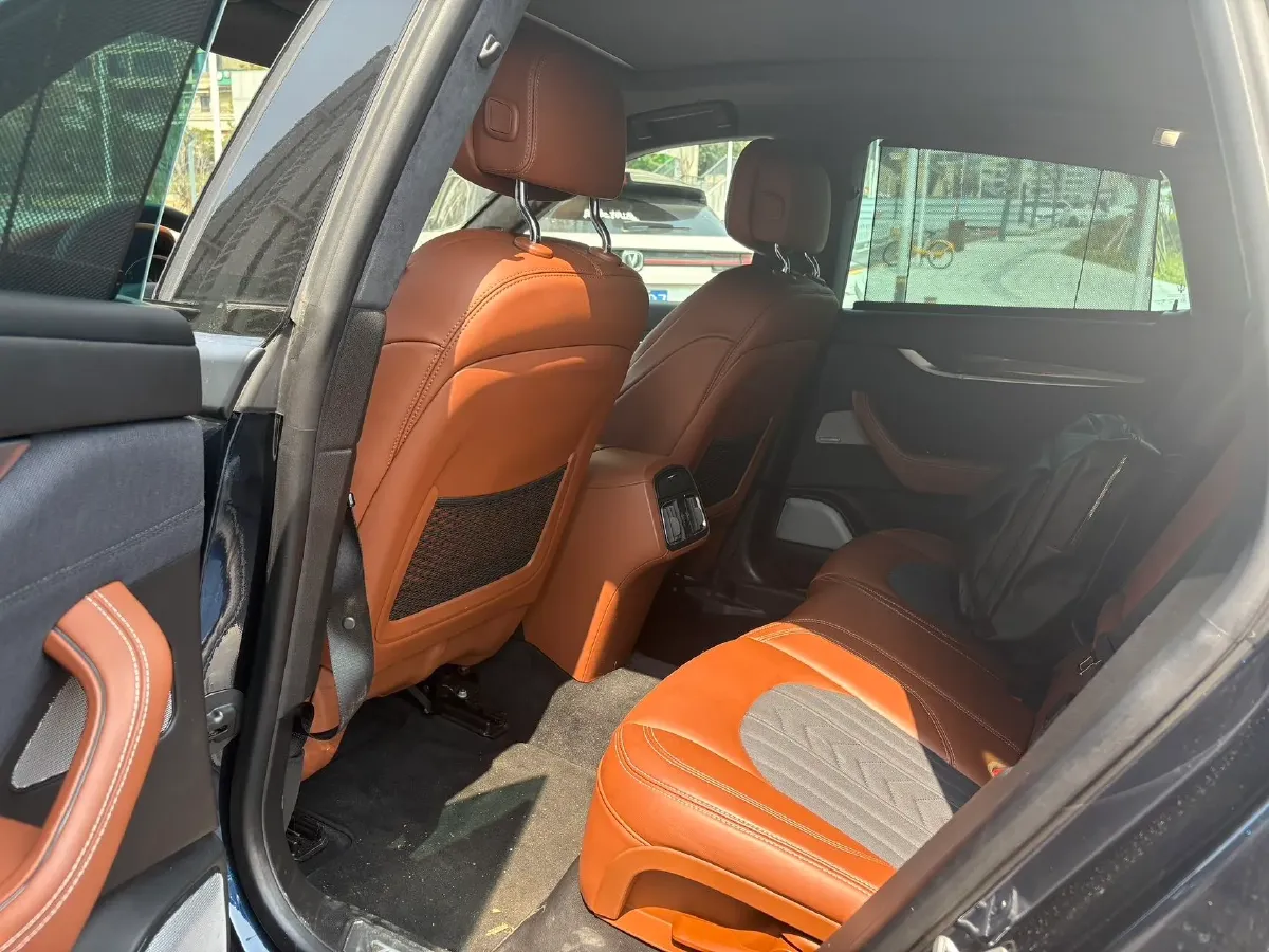 2019 Maserati Levante 3.0T 350HP V6 8AT,autocango,china used car exporter,china ev exporter,chinese used car exporter,chinese used ev exporter