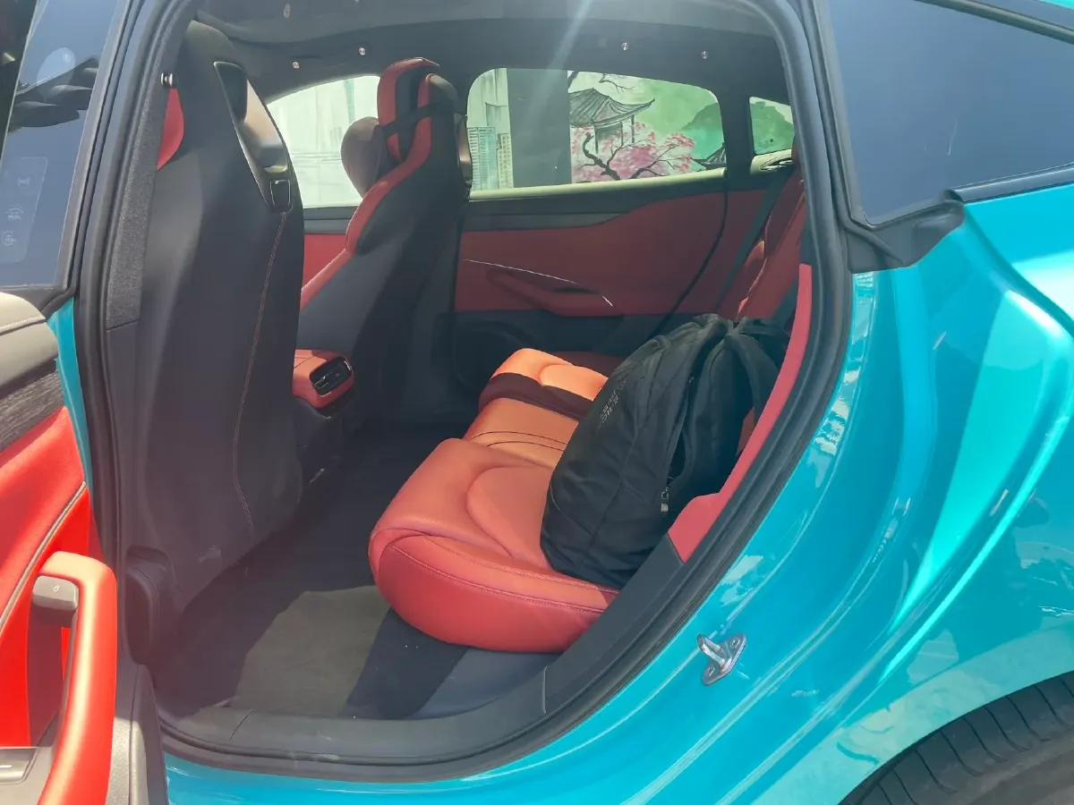 2024 MI SU7 BEV 73.6KWH,autocango,china used car exporter,china ev exporter,chinese used car exporter,chinese used ev exporter