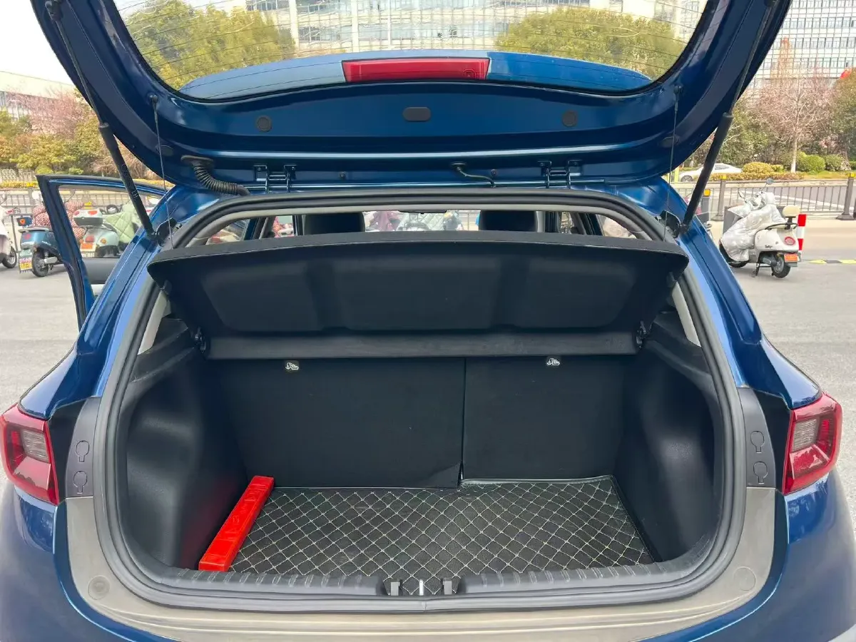 2019 Kia KX1 1.4L 100HP L4 6AT,autocango,china used car exporter,china ev exporter,chinese used car exporter,chinese used ev exporter