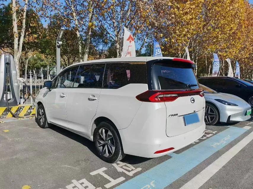 2023 GAC Trumpchi M6 1.5T 177HP L4 7DCT,autocango,china used car exporter,china ev exporter,chinese used car exporter,chinese used ev exporter