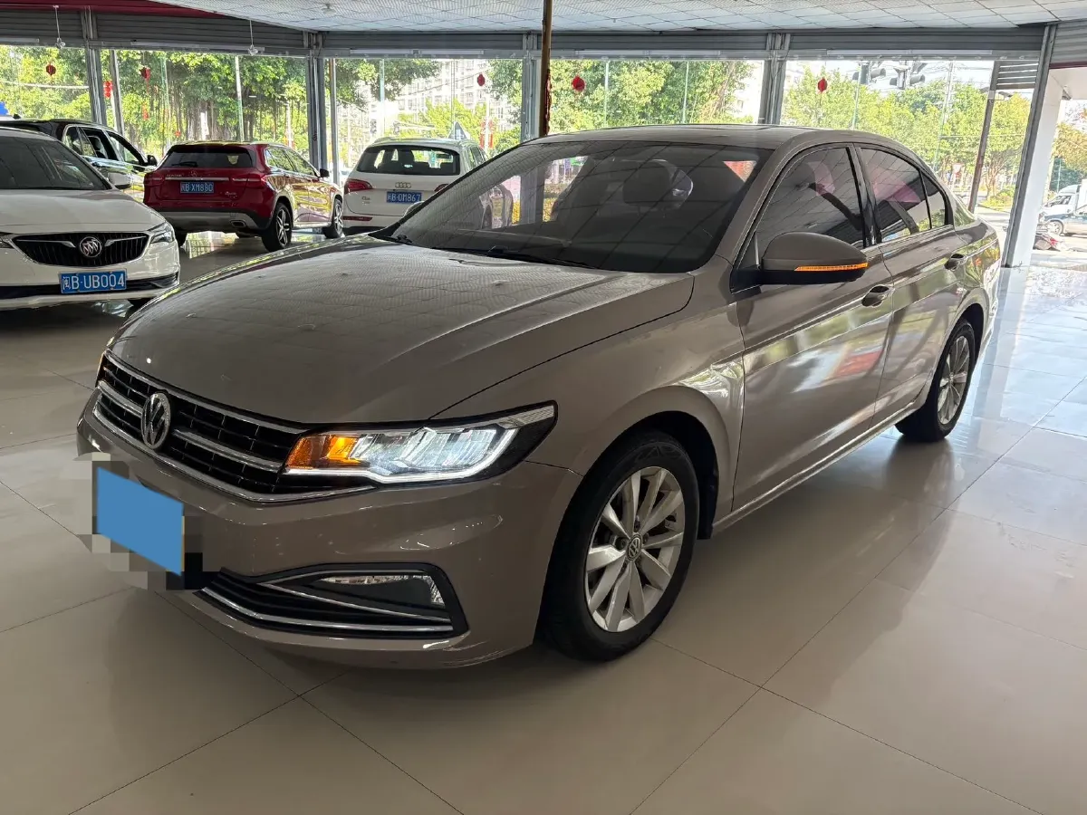 2019 Volkswagen Golf Sportsvan 1.6L 110HP L4 6AT,autocango,china used car exporter,china ev exporter,chinese used car exporter,chinese used ev exporter