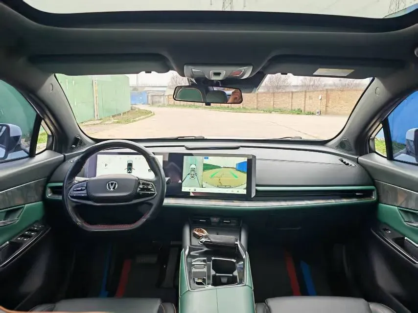 2023 ChangAn UNI-T 1.5T 188HP L4 7DCT,autocango,china used car exporter,china ev exporter,chinese used car exporter,chinese used ev exporter