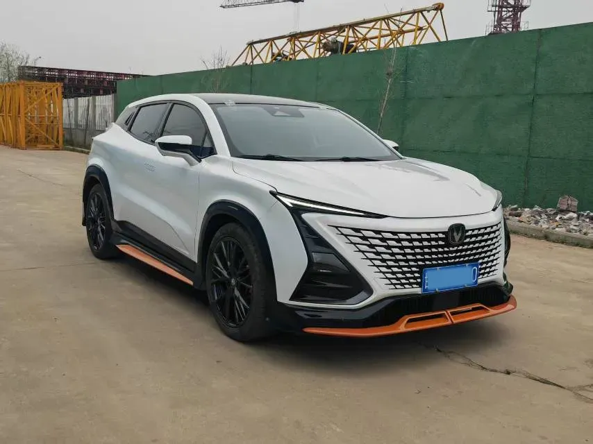 2023 ChangAn UNI-T 1.5T 188HP L4 7DCT,autocango,china used car exporter,china ev exporter,chinese used car exporter,chinese used ev exporter