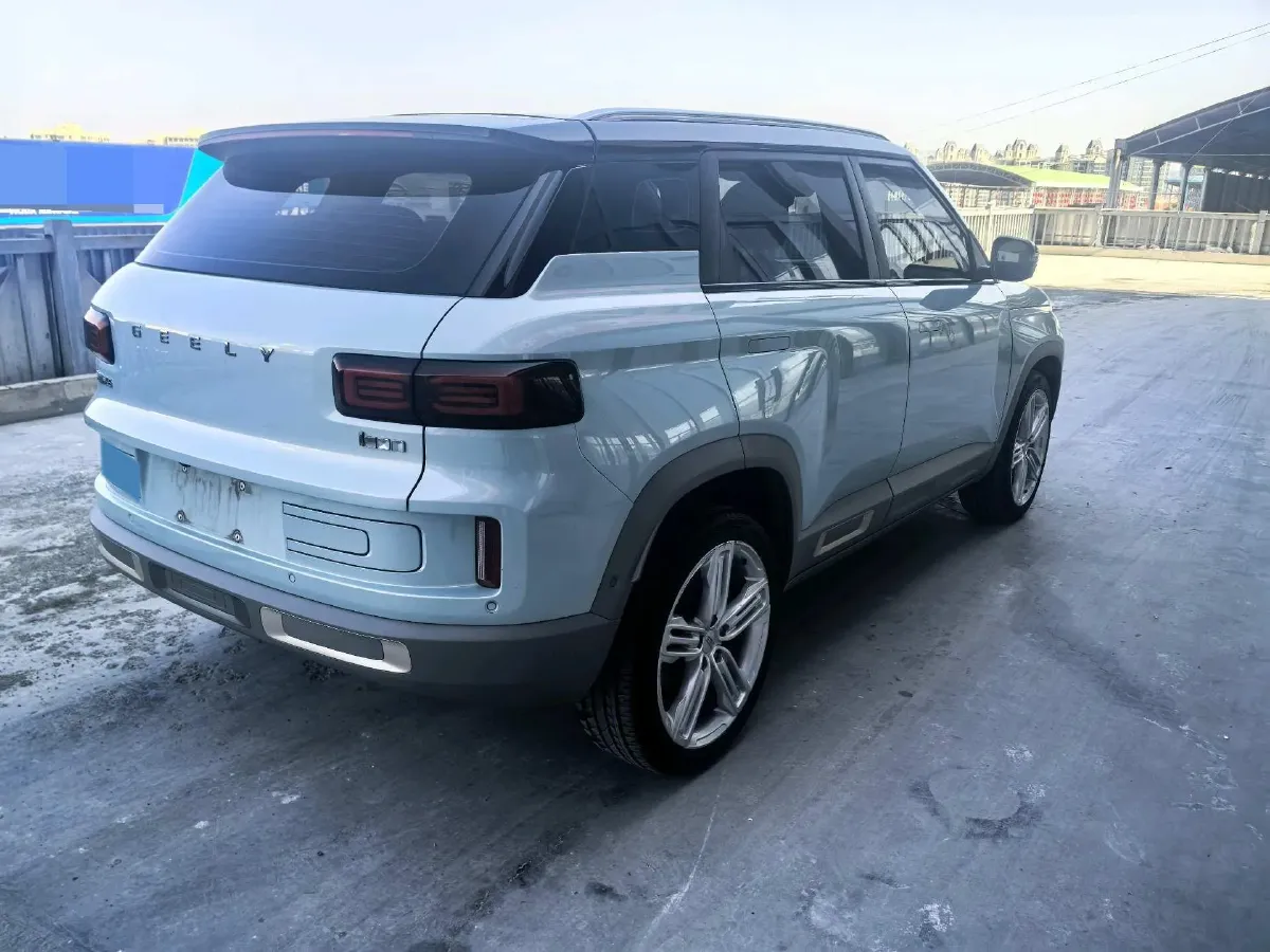 2022 Geely ICON 1.5T 177HP L3 6AT,autocango,china used car exporter,china ev exporter,chinese used car exporter,chinese used ev exporter