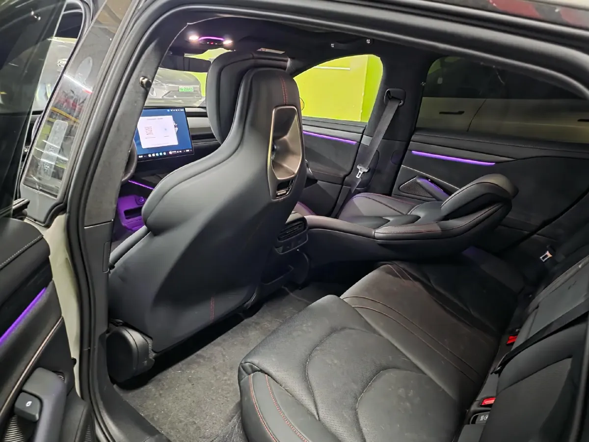 2024 MI SU7 BEV 101KWH,autocango,china used car exporter,china ev exporter,chinese used car exporter,chinese used ev exporter