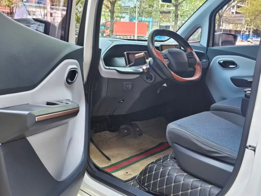 2020 BaoJun E200 BEV 28KWH,autocango,china used car exporter,china ev exporter,chinese used car exporter,chinese used ev exporter