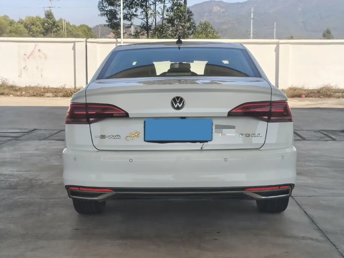 2021 Volkswagen Bora 1.5L 113HP L4 6AT,autocango,china used car exporter,china ev exporter,chinese used car exporter,chinese used ev exporter