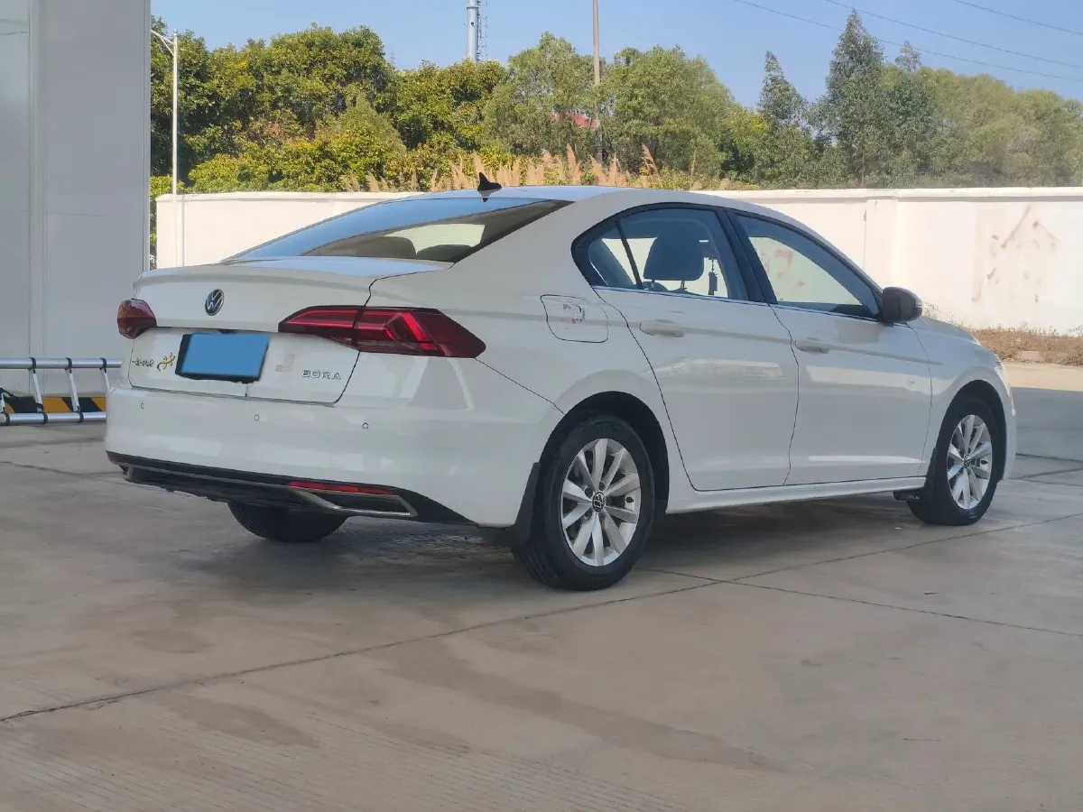 2021 Volkswagen Bora 1.5L 113HP L4 6AT,autocango,china used car exporter,china ev exporter,chinese used car exporter,chinese used ev exporter