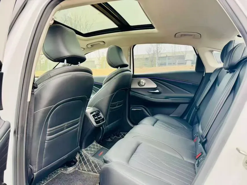 2022 Chery Arrizo 8 1.6T 197HP L4 7DCT,autocango,china used car exporter,china ev exporter,chinese used car exporter,chinese used ev exporter