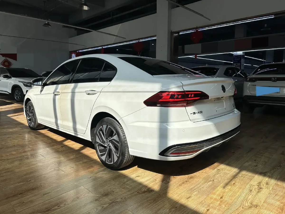 2023 Volkswagen Bora 1.2T 116HP L4 7DCT,autocango,china used car exporter,china ev exporter,chinese used car exporter,chinese used ev exporter