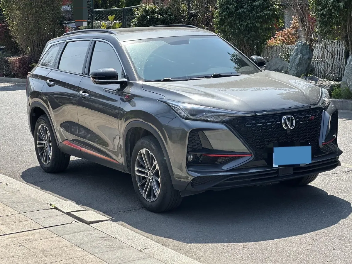 2022 ChangAn CS75 Plus 1.5T 178HP L4 6AT,autocango,china used car exporter,china ev exporter,chinese used car exporter,chinese used ev exporter