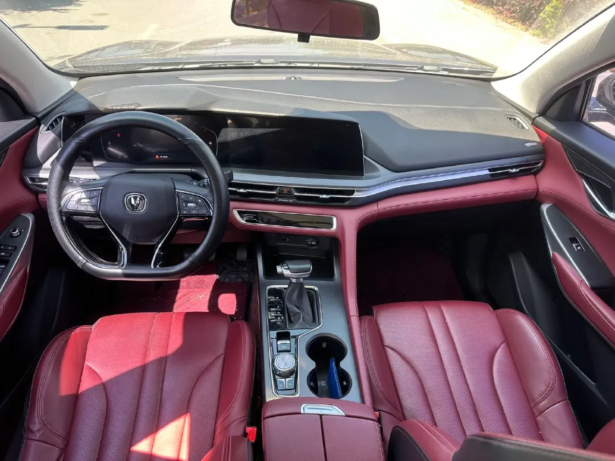 2022 ChangAn CS75 Plus 1.5T 178HP L4 6AT,autocango,china used car exporter,china ev exporter,chinese used car exporter,chinese used ev exporter