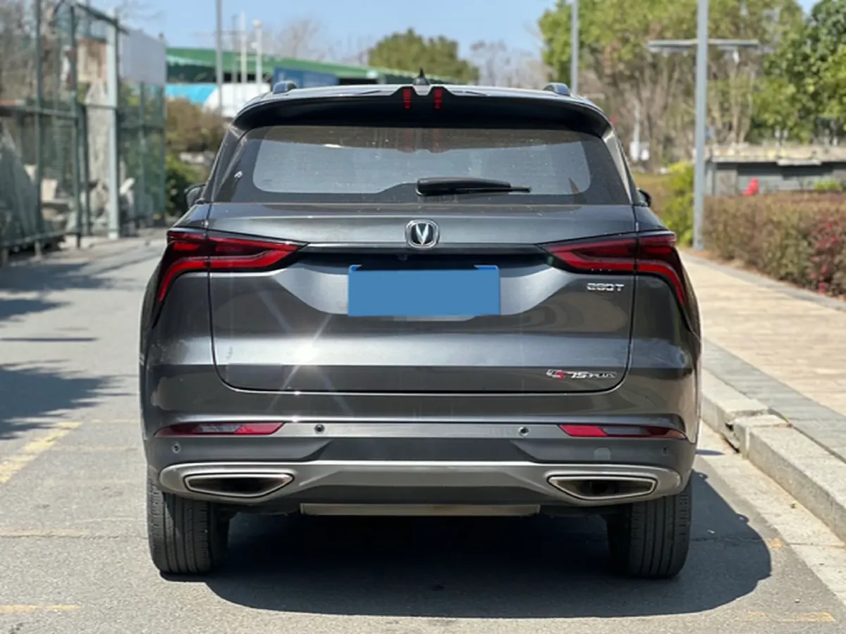 2022 ChangAn CS75 Plus 1.5T 178HP L4 6AT,autocango,china used car exporter,china ev exporter,chinese used car exporter,chinese used ev exporter