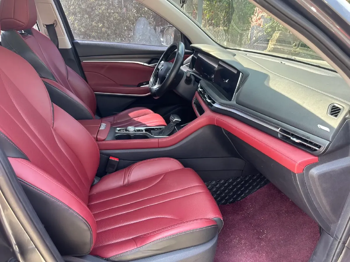 2022 ChangAn CS75 Plus 1.5T 178HP L4 6AT,autocango,china used car exporter,china ev exporter,chinese used car exporter,chinese used ev exporter