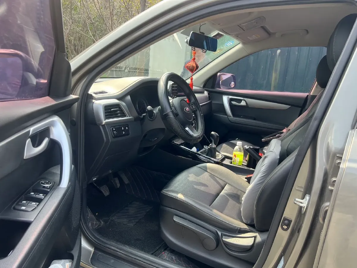 2018 Kia Sportage R 2.0L 160HP L4 6MT,autocango,china used car exporter,china ev exporter,chinese used car exporter,chinese used ev exporter