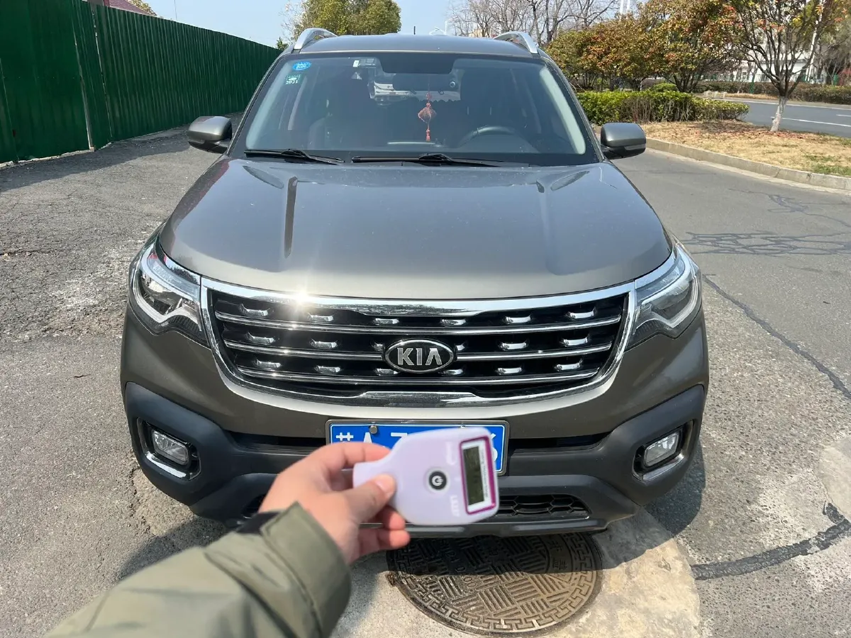 2018 Kia Sportage R 2.0L 160HP L4 6MT,autocango,china used car exporter,china ev exporter,chinese used car exporter,chinese used ev exporter