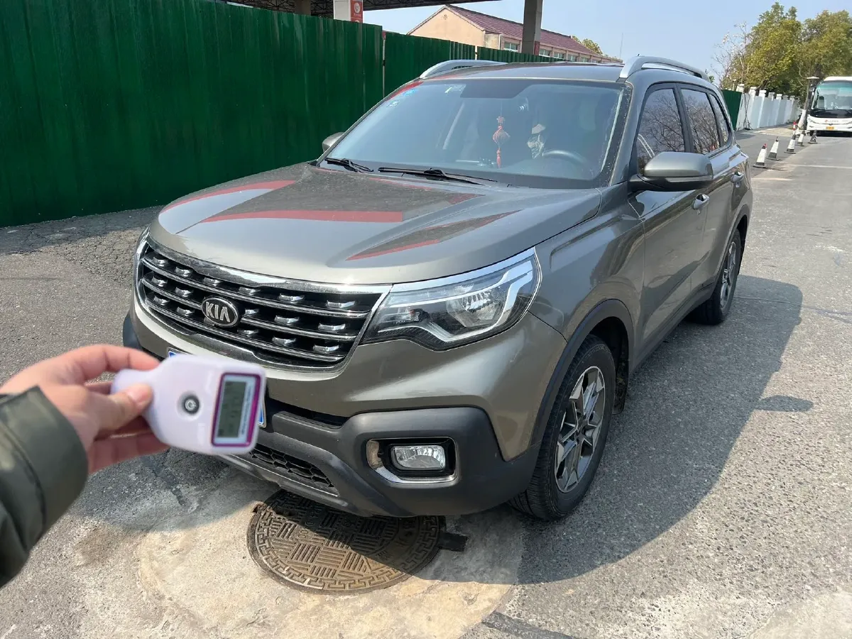 2018 Kia Sportage R 2.0L 160HP L4 6MT,autocango,china used car exporter,china ev exporter,chinese used car exporter,chinese used ev exporter