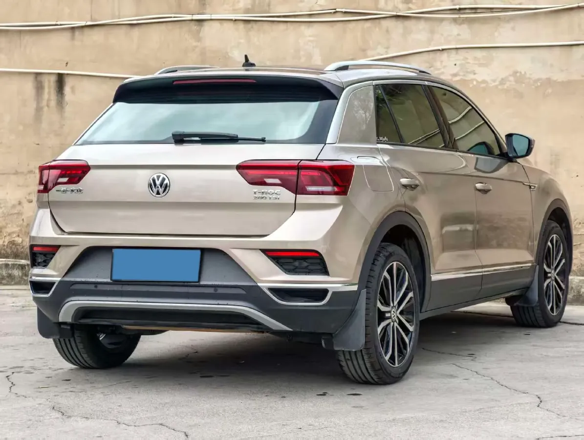 2019 Volkswagen T-Roc 1.4T 150HP L4 7DCT,autocango,china used car exporter,china ev exporter,chinese used car exporter,chinese used ev exporter