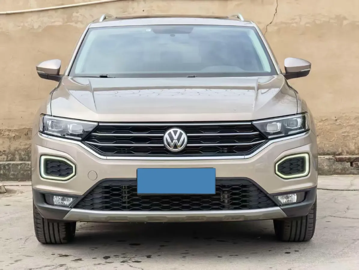 2019 Volkswagen T-Roc 1.4T 150HP L4 7DCT,autocango,china used car exporter,china ev exporter,chinese used car exporter,chinese used ev exporter