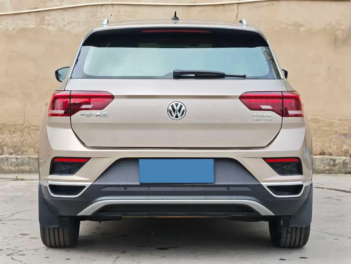 2019 Volkswagen T-Roc 1.4T 150HP L4 7DCT,autocango,china used car exporter,china ev exporter,chinese used car exporter,chinese used ev exporter