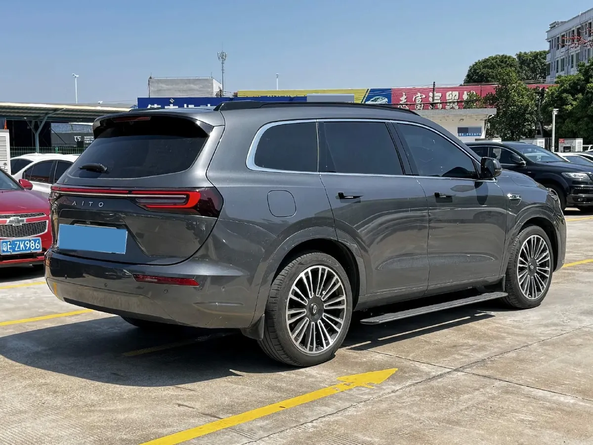 2024 AITO AITO M7 1.5T 152HP L4 REEV 40KWH,autocango,china used car exporter,china ev exporter,chinese used car exporter,chinese used ev exporter