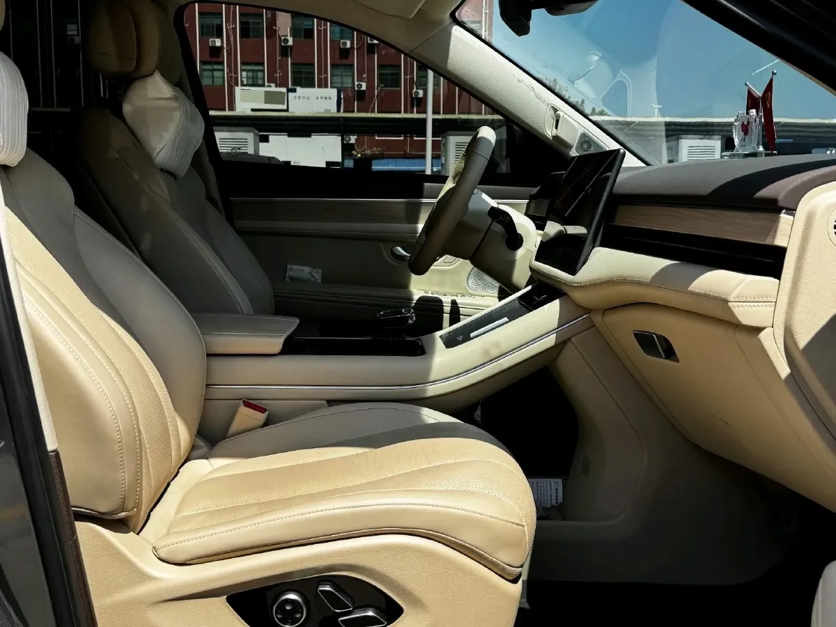 2024 AITO AITO M7 1.5T 152HP L4 REEV 40KWH,autocango,china used car exporter,china ev exporter,chinese used car exporter,chinese used ev exporter