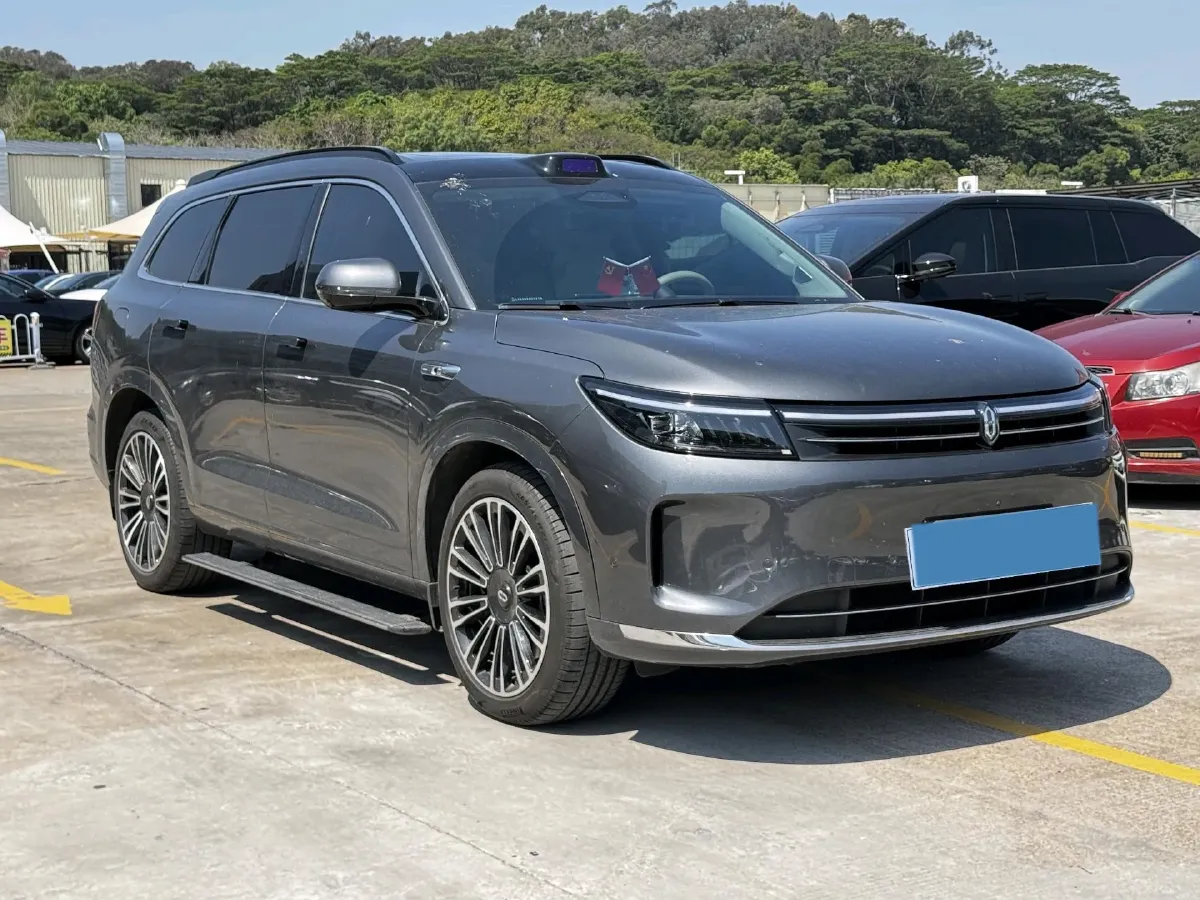 2024 AITO AITO M7 1.5T 152HP L4 REEV 40KWH,autocango,china used car exporter,china ev exporter,chinese used car exporter,chinese used ev exporter