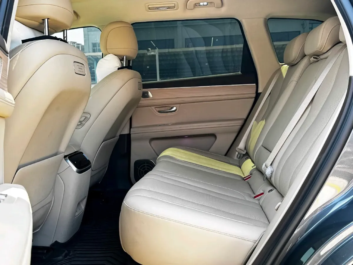 2024 AITO AITO M7 1.5T 152HP L4 REEV 40KWH,autocango,china used car exporter,china ev exporter,chinese used car exporter,chinese used ev exporter