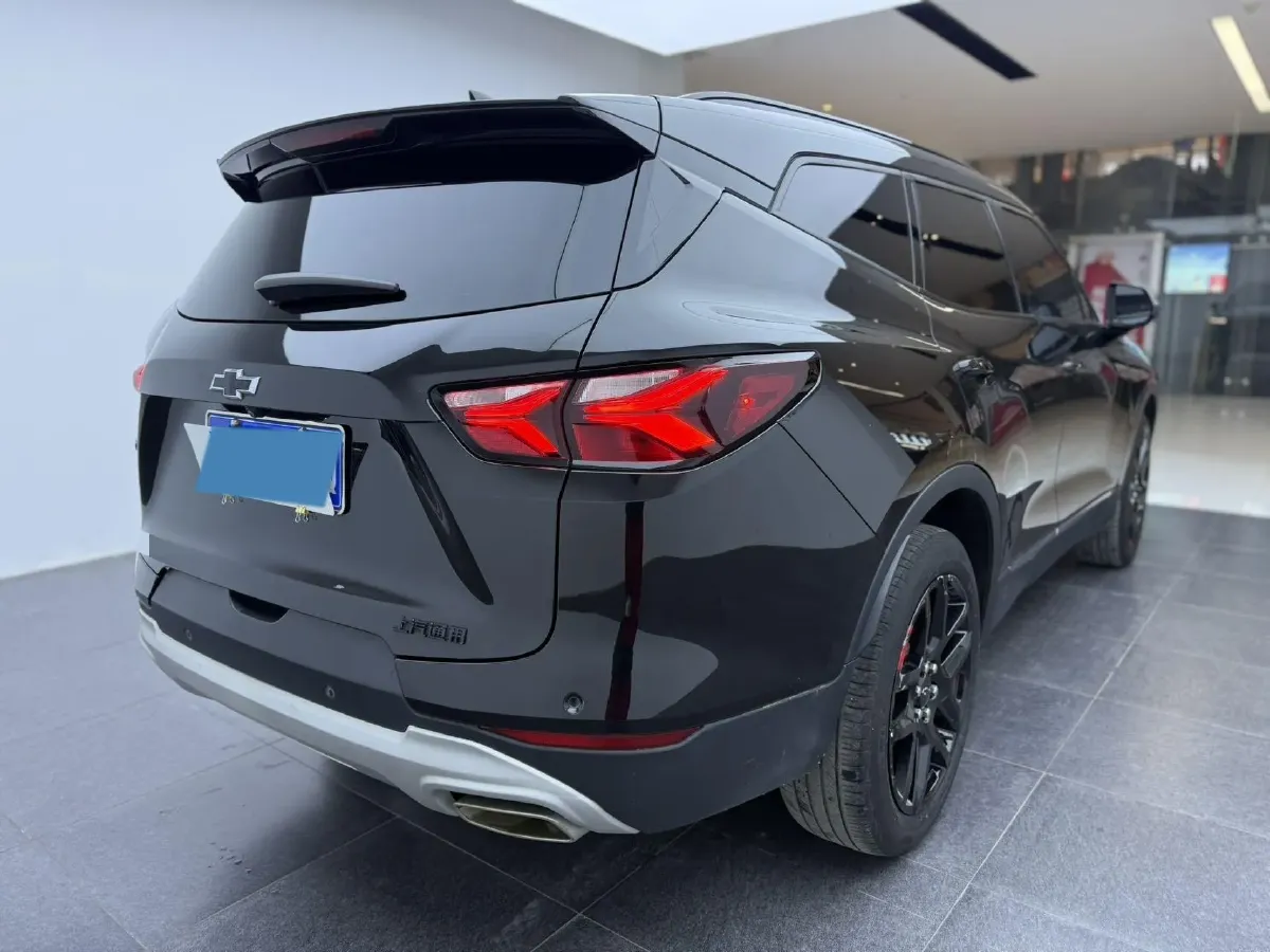 2023 Chevrolet Blazer 2.0T 237HP L4 9AT,autocango,china used car exporter,china ev exporter,chinese used car exporter,chinese used ev exporter