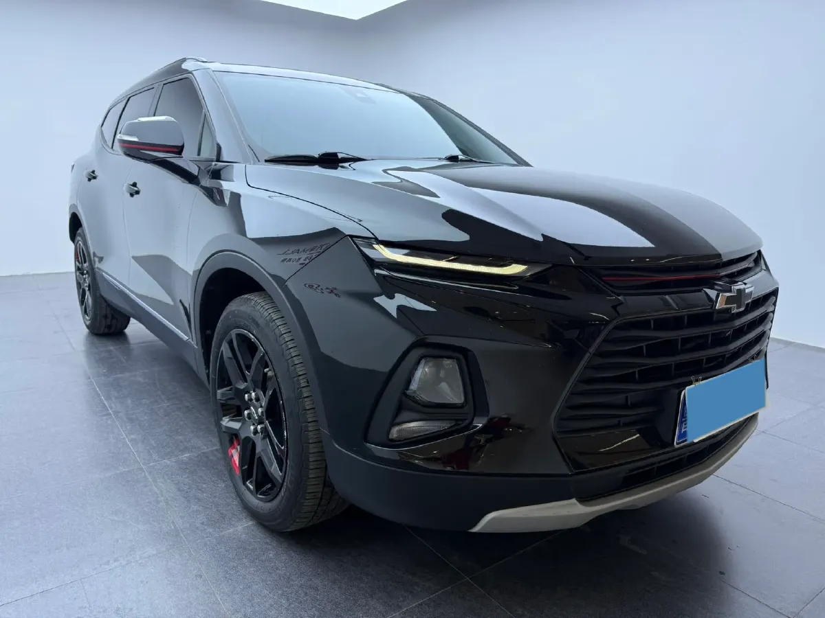 2023 Chevrolet Blazer 2.0T 237HP L4 9AT,autocango,china used car exporter,china ev exporter,chinese used car exporter,chinese used ev exporter