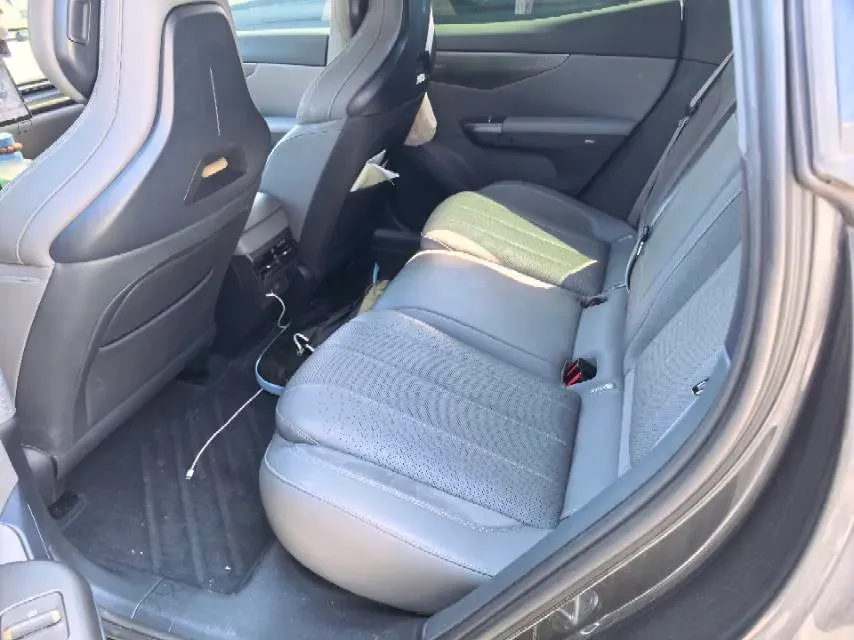 2024 LYNK&CO 07 EM-P 1.5T 163HP L4 3DHT PHEV 18.99KWH,autocango,china used car exporter,china ev exporter,chinese used car exporter,chinese used ev exporter