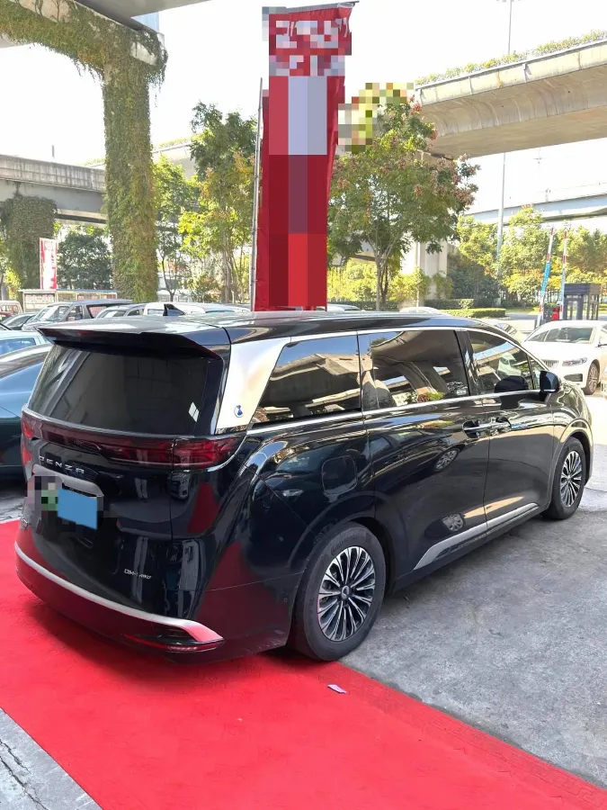 2024 Denza D9 1.5T 139HP L4 E-CVT PHEV 40KWH,autocango,china used car exporter,china ev exporter,chinese used car exporter,chinese used ev exporter
