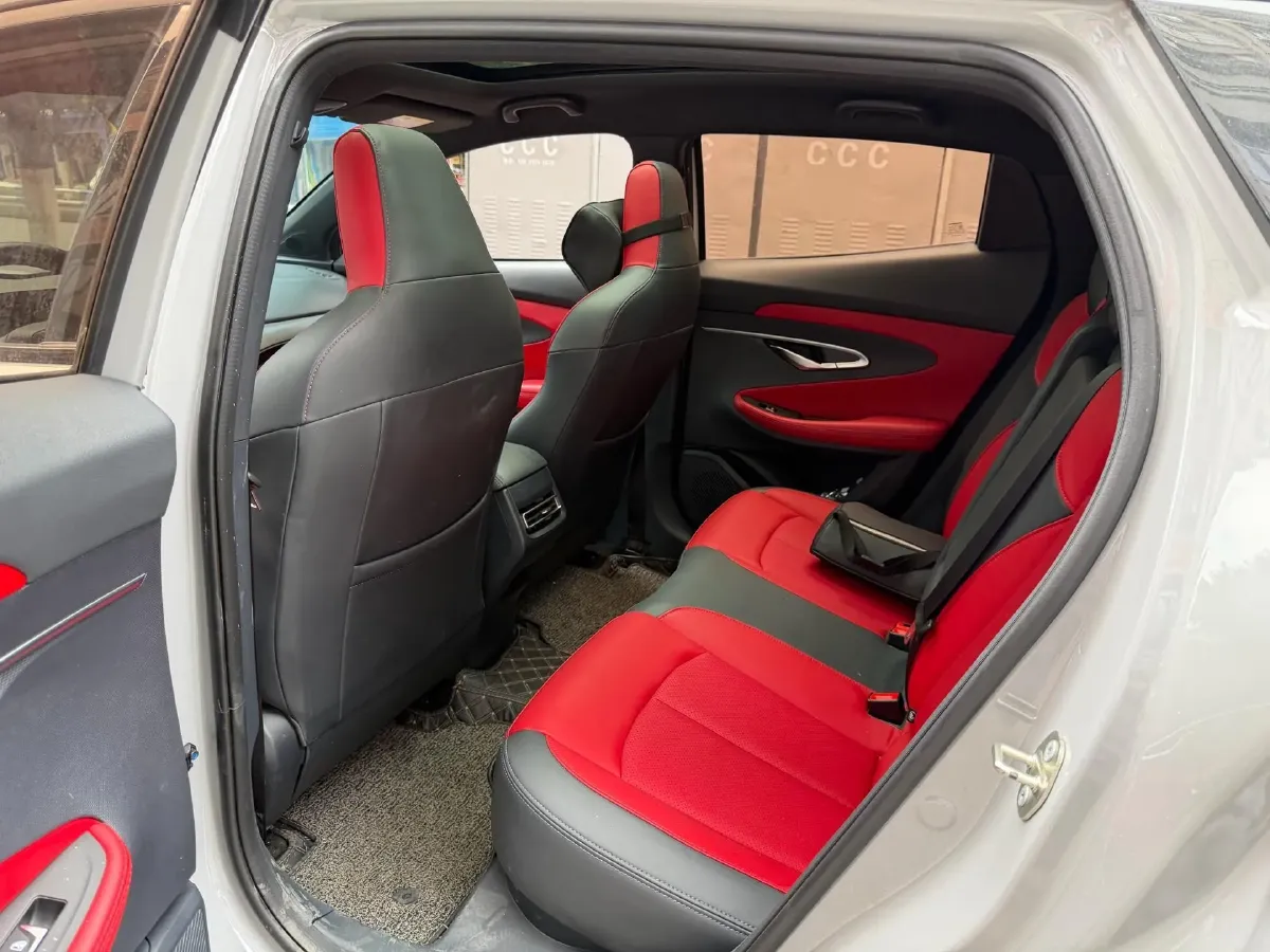 2020 ChangAn UNI-T 1.5T 180HP L4 7DCT,autocango,china used car exporter,china ev exporter,chinese used car exporter,chinese used ev exporter