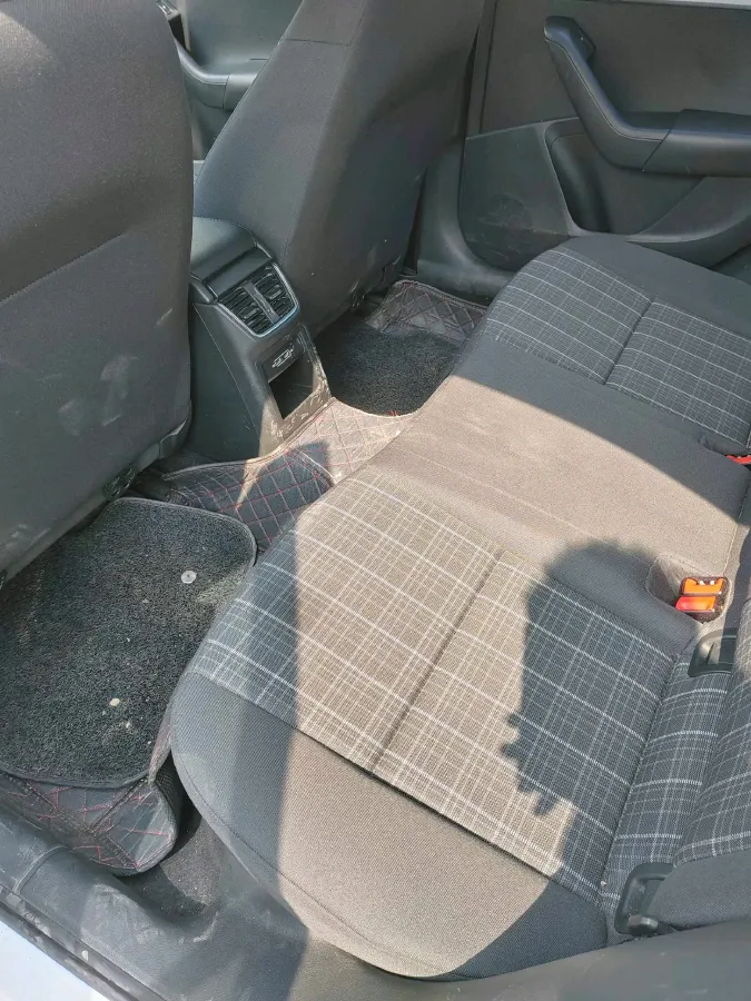 2018 Skoda Octavia 1.2T 116HP L4 7DCT,autocango,china used car exporter,china ev exporter,chinese used car exporter,chinese used ev exporter