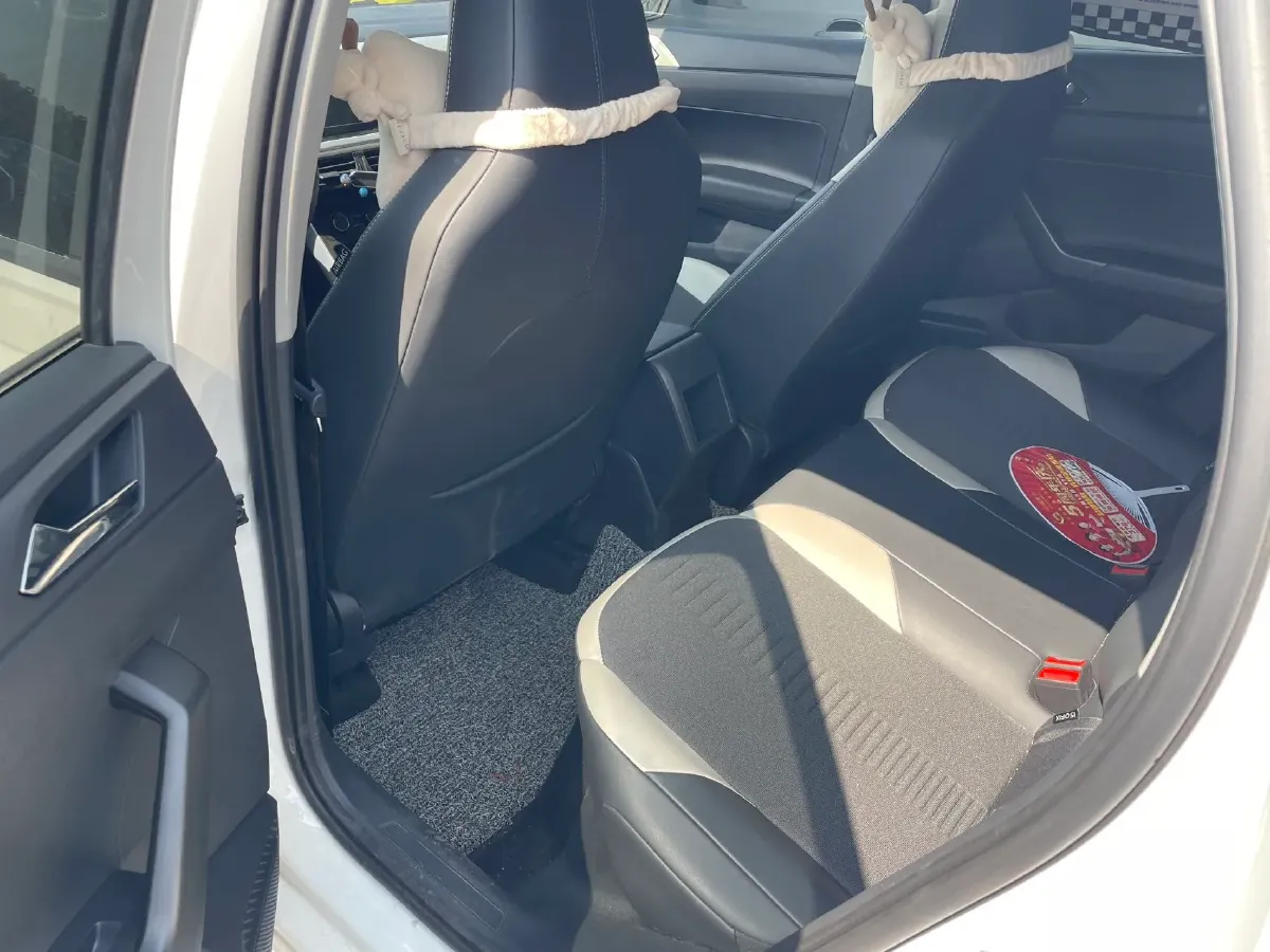 2021 Haval H6 1.5T 169HP L4 7DCT,autocango,china used car exporter,china ev exporter,chinese used car exporter,chinese used ev exporter