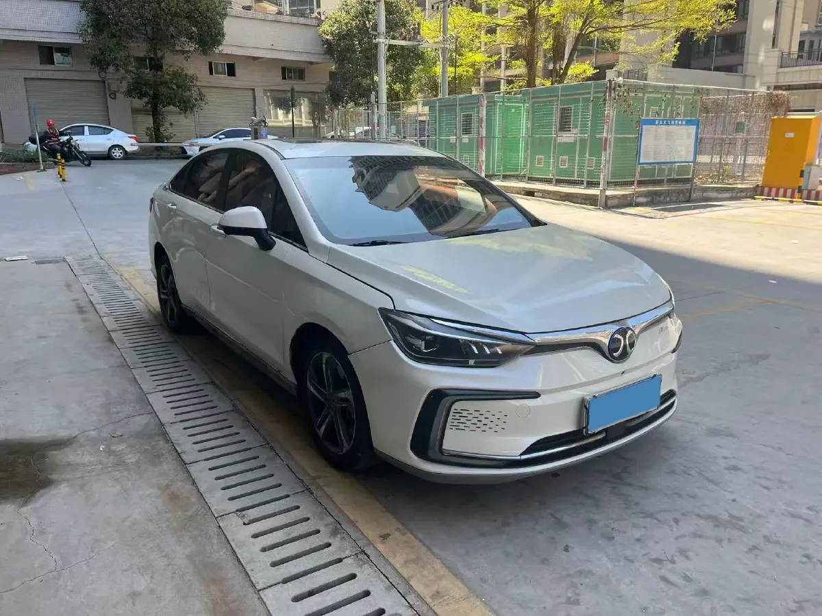 2018 BeiJing Auto EU5 BEV 53.66KWH,autocango,china used car exporter,china ev exporter,chinese used car exporter,chinese used ev exporter
