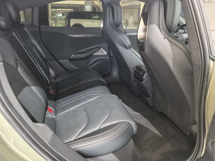 2024 MI SU7 BEV 73.6KWH,autocango,china used car exporter,china ev exporter,chinese used car exporter,chinese used ev exporter