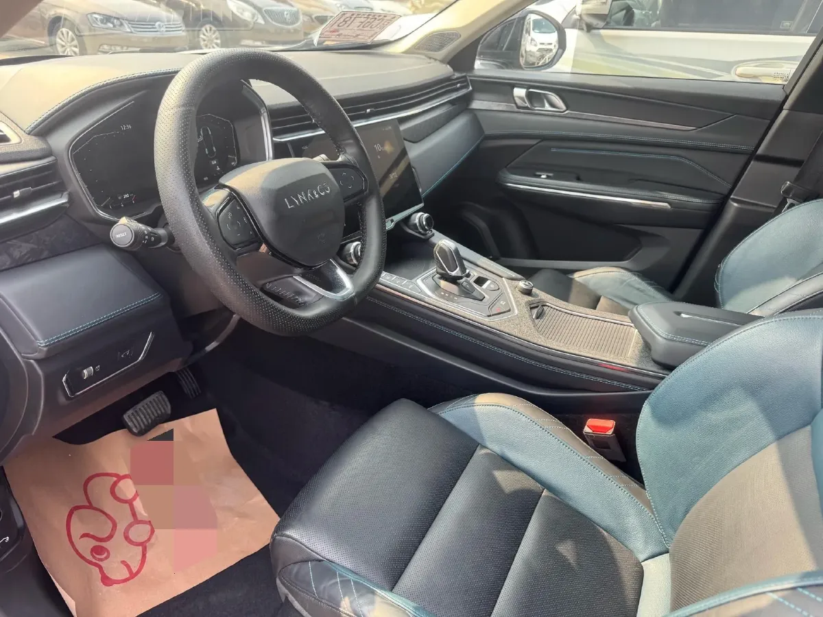 2020 LYNK&CO 05 2.0T 254HP L4 8AT,autocango,china used car exporter,china ev exporter,chinese used car exporter,chinese used ev exporter