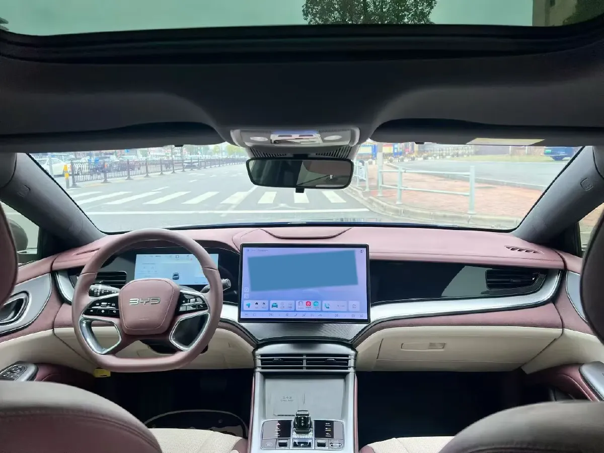 2025 BYD Seal07 DM-i 1.5L 101HP L4 E-CVT PHEV 10.08KWH,autocango,china used car exporter,china ev exporter,chinese used car exporter,chinese used ev exporter