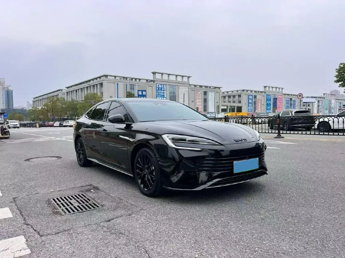 2025 BYD Seal07 DM-i 1.5L 101HP L4 E-CVT PHEV 10.08KWH,autocango,china used car exporter,china ev exporter,chinese used car exporter,chinese used ev exporter