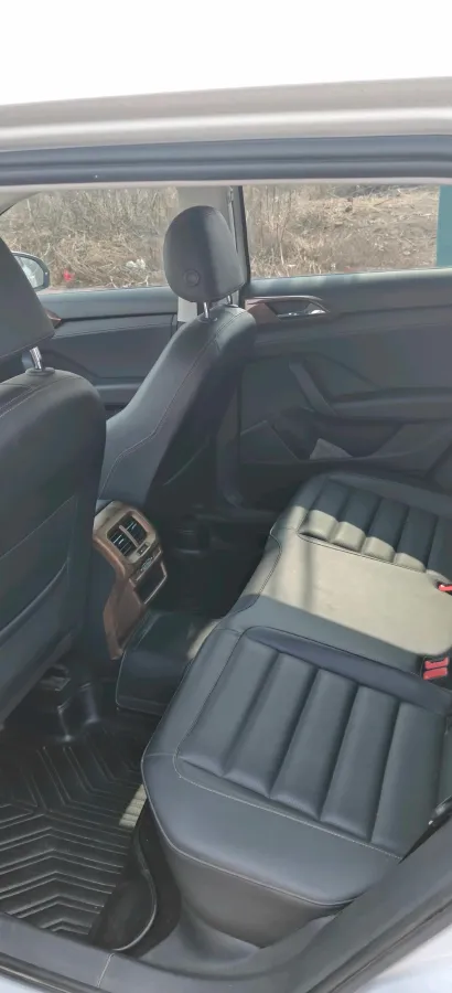 2019 MINI MINI 1.5T 102HP L3 7DCT,autocango,china used car exporter,china ev exporter,chinese used car exporter,chinese used ev exporter