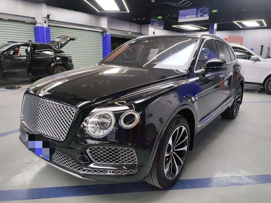 2017 Bentley Bentayga 6.0T 608HP W12 8AT,autocango,china used car exporter,china ev exporter,chinese used car exporter,chinese used ev exporter