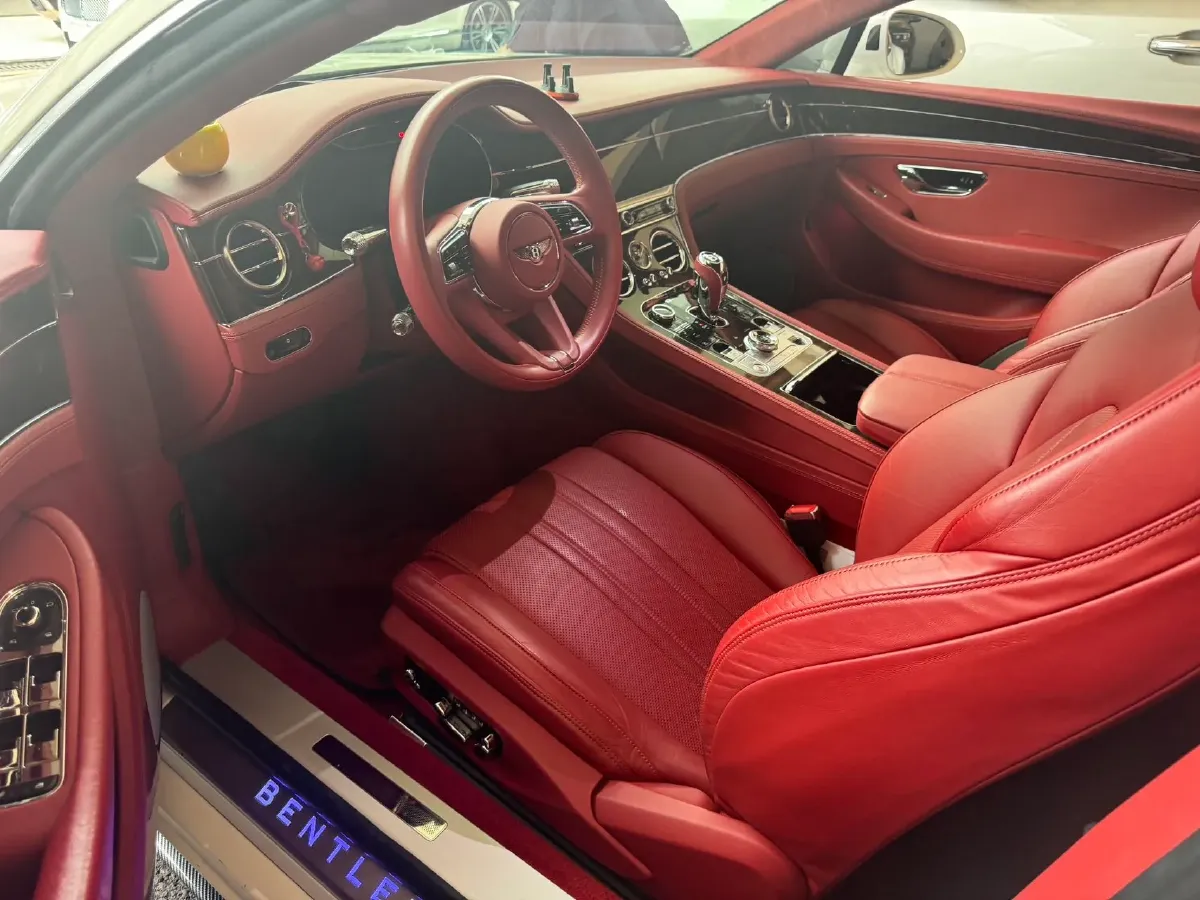 2020 Bentley Continental 4.0T 549HP V8 8DCT,autocango,china used car exporter,china ev exporter,chinese used car exporter,chinese used ev exporter