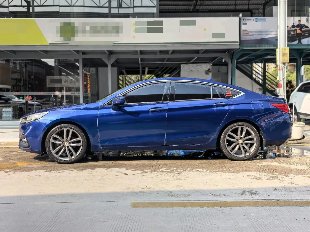 2019 HongQi H5 1.8T 180HP L4 6AT,autocango,china used car exporter,china ev exporter,chinese used car exporter,chinese used ev exporter