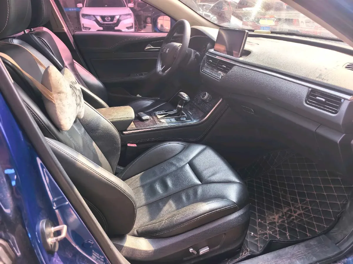 2019 HongQi H5 1.8T 180HP L4 6AT,autocango,china used car exporter,china ev exporter,chinese used car exporter,chinese used ev exporter