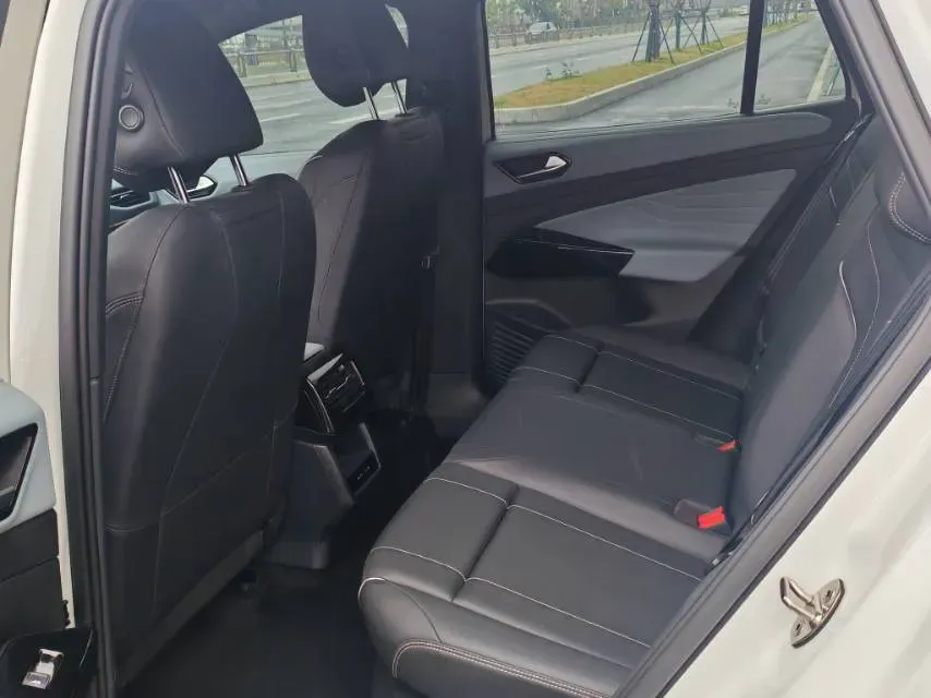 2024 Volkswagen ID.4 X BEV 52.8KWH,autocango,china used car exporter,china ev exporter,chinese used car exporter,chinese used ev exporter