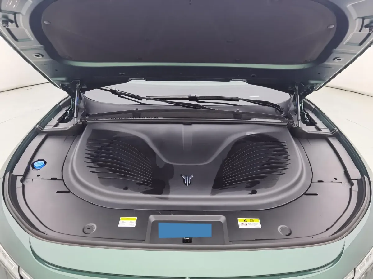 2025 Voyah FREE 1.5T 150HP L4 REEV 43KWH,autocango,china used car exporter,china ev exporter,chinese used car exporter,chinese used ev exporter