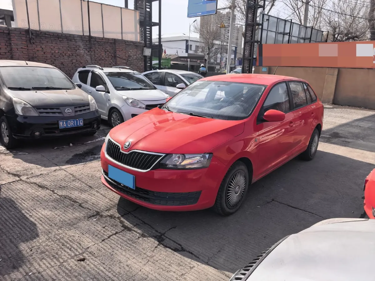 2016 Skoda Rapid Spaceback 1.4L 90HP L4 5MT,autocango,china used car exporter,china ev exporter,chinese used car exporter,chinese used ev exporter