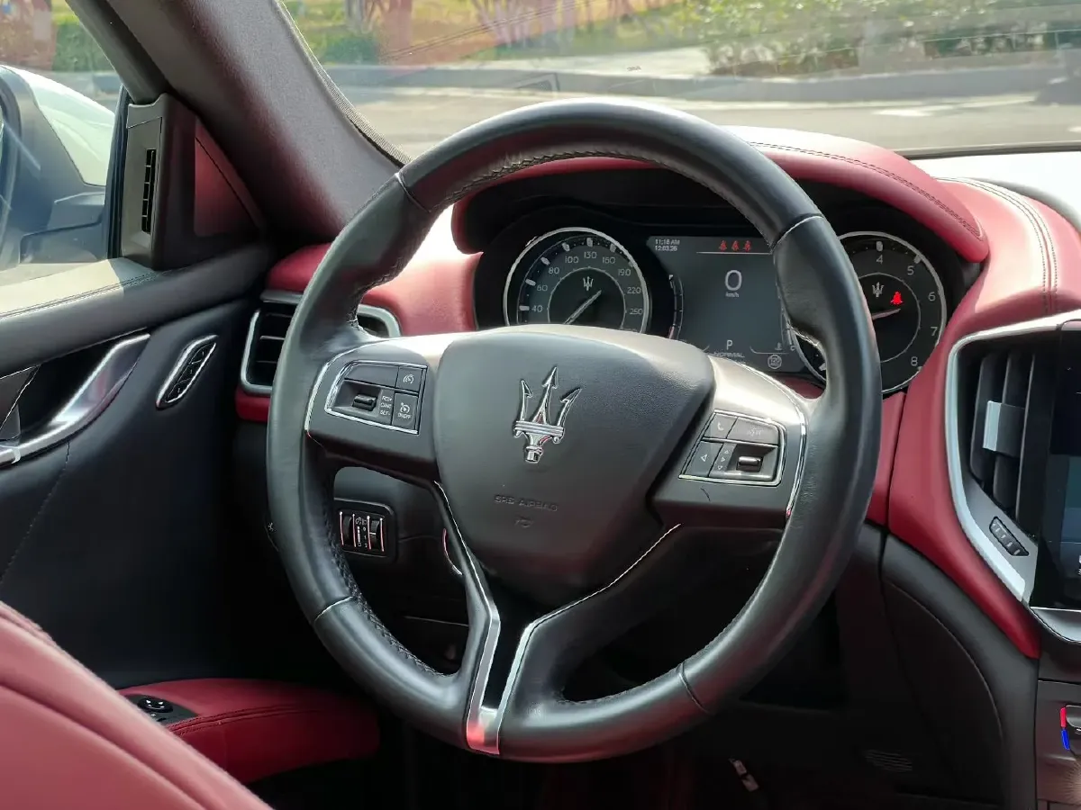 2022 Audi Q7 2.0T 245HP L4 8AT,autocango,china used car exporter,china ev exporter,chinese used car exporter,chinese used ev exporter